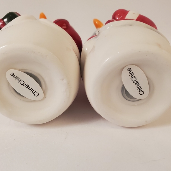 Snow man salt and pepper shakers - Picture 3 of 4